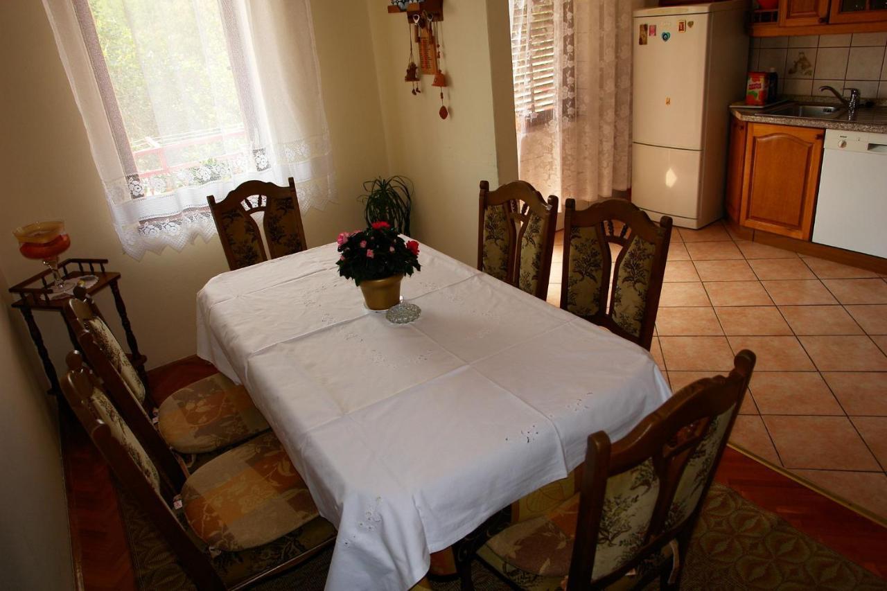 Apartments Nikolina Novi Vinodolski Eksteriør bilde